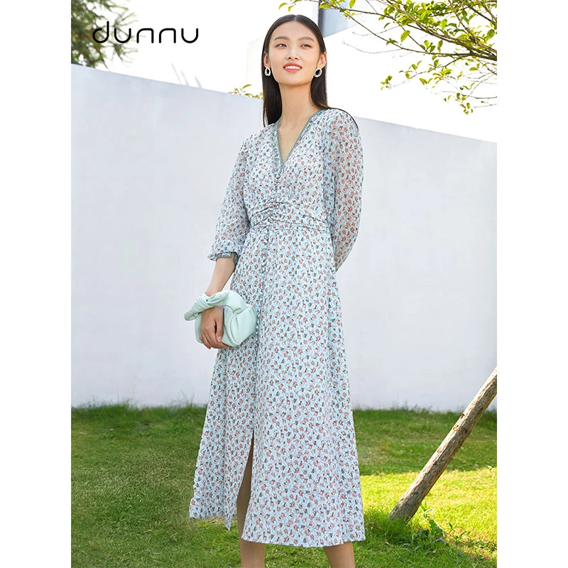 敦奴dunnu商场2023春同款蕾丝刺绣V领法式碎花连衣裙DR150126