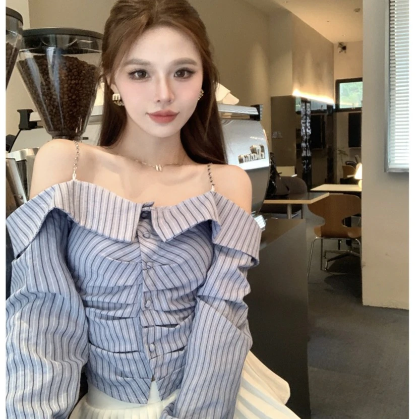 别致设计感小众褶皱条纹长袖衬衫女纯欲风修身显瘦吊带一字肩上衣