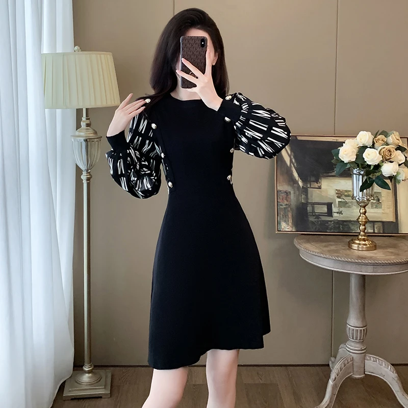 法式超好看针织连衣裙女春秋2024年新款收腰显瘦气质高级感毛衣裙