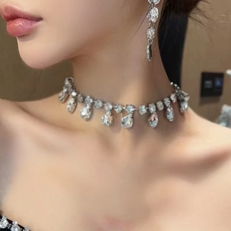 合金仿水晶项链 粉红Pink 轻奢时尚百搭银色项链LWJ23D4S1317