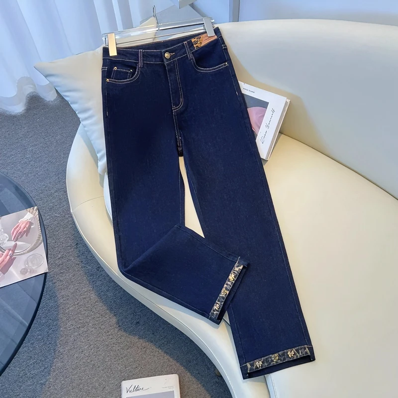 今年流行的法棍直筒牛仔裤女春秋2025新款高腰深蓝色小个子烟管裤
