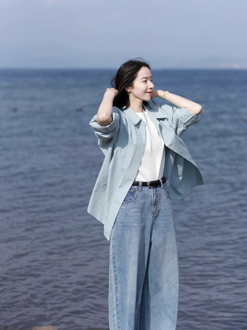 【向往的生活】秋冬气质松弛感淡雅蓝色系长袖衬衫白色T恤牛仔裤