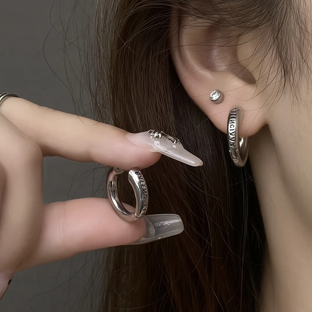 简约字母耳扣耳圈小众冷淡风个性百搭耳环耳饰E0148
