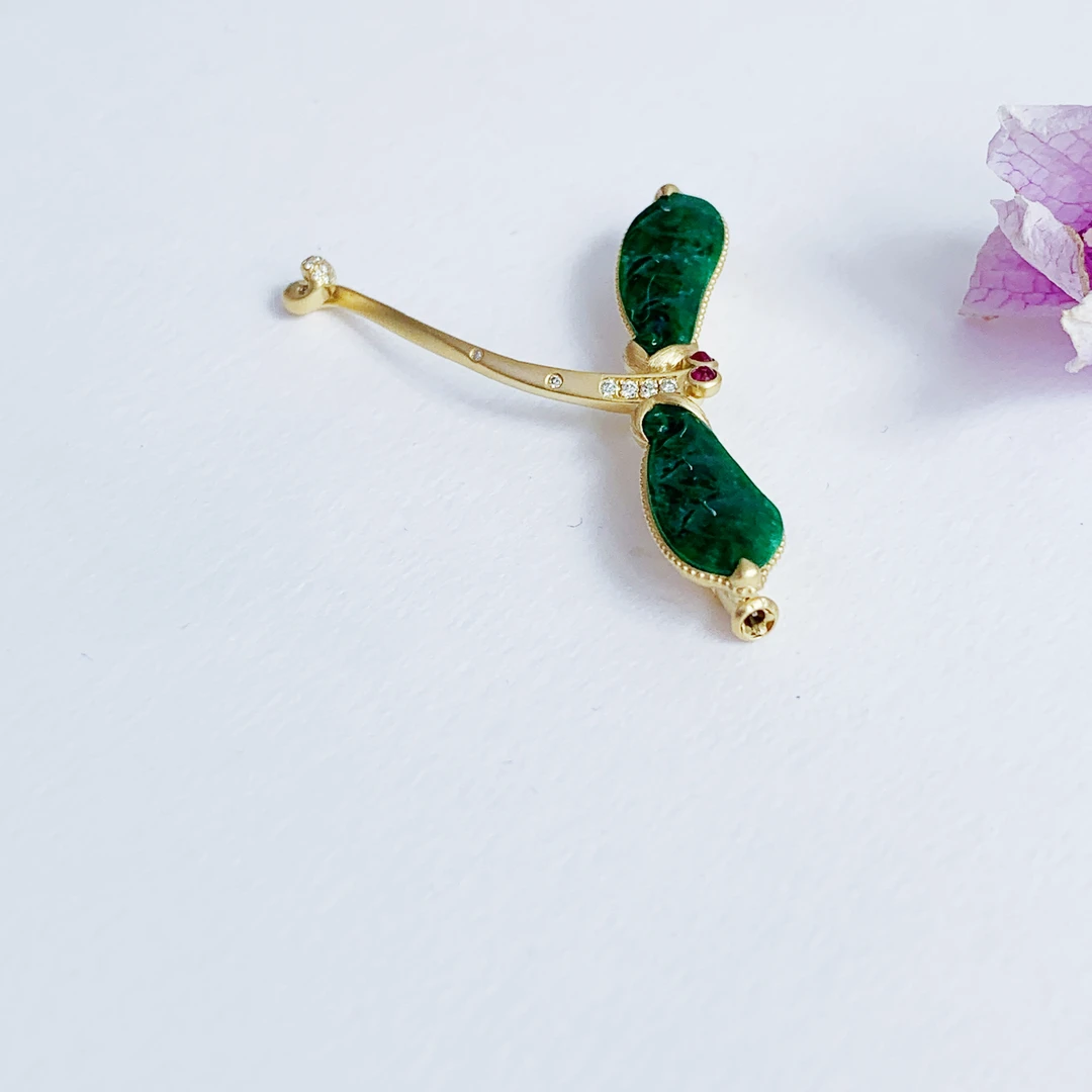 ＃新【亭亭玉立】G18K翡翠钻石胸针（有链孔可当坠子）IDP11206033