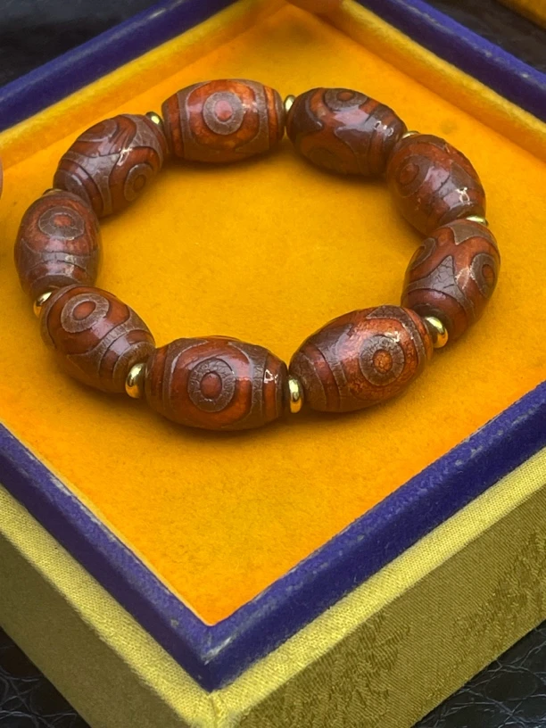 天然玛瑙时尚百搭包浆血龙珠三眼玛瑙手串（多样性拍一发一）