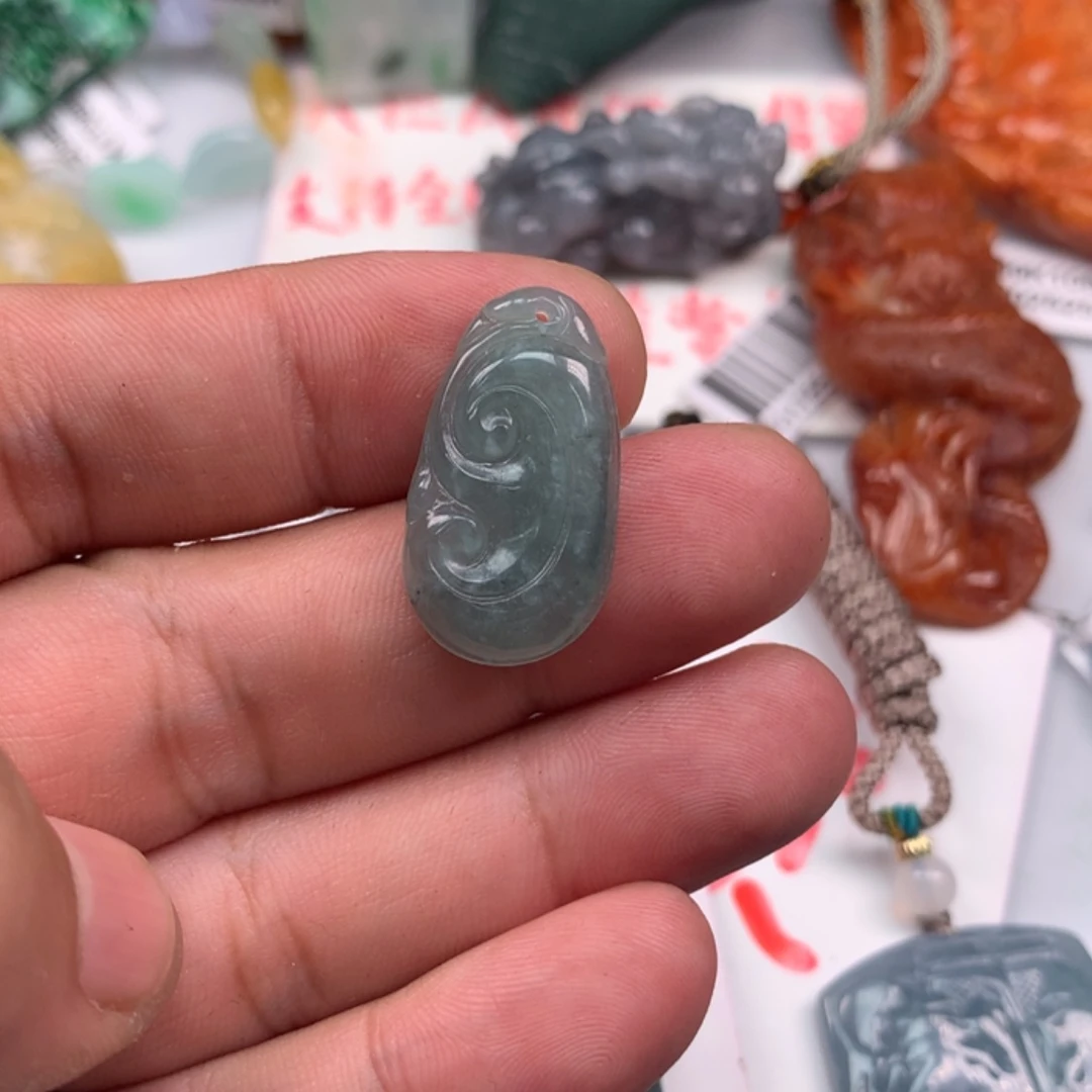 【闪购商品】翡翠颈饰未镶嵌