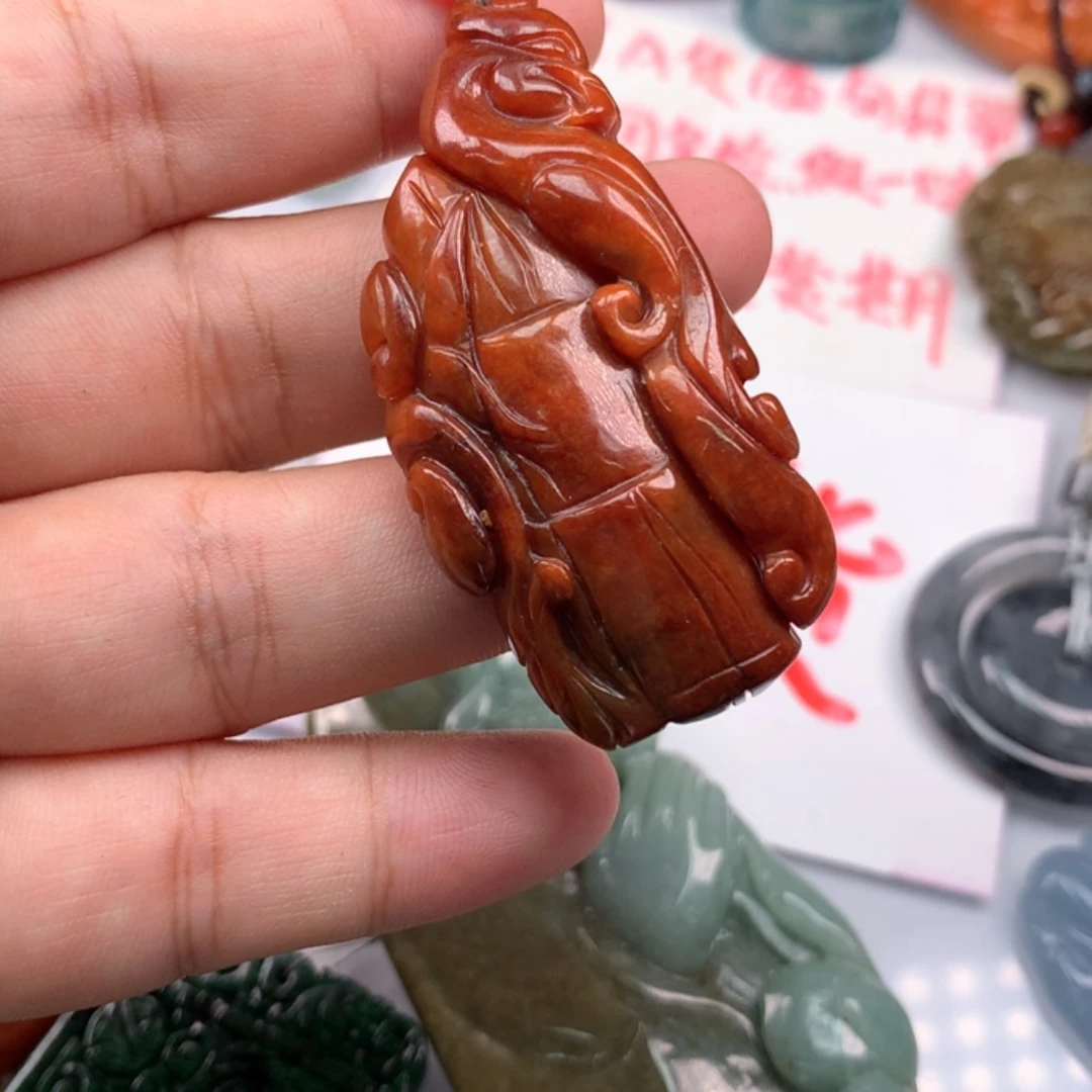 【闪购商品】翡翠颈饰未镶嵌