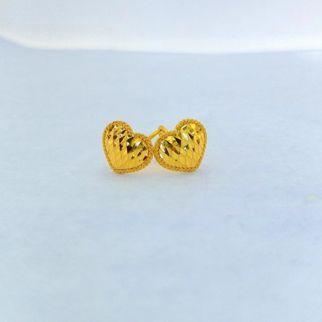 5G足金闪耀爱心耳钉