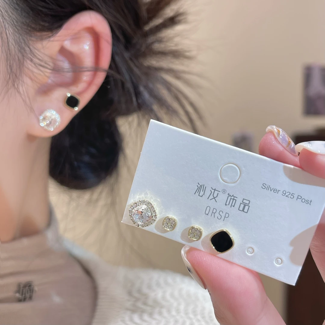 W472黑色方形耳钉简约六件套气质