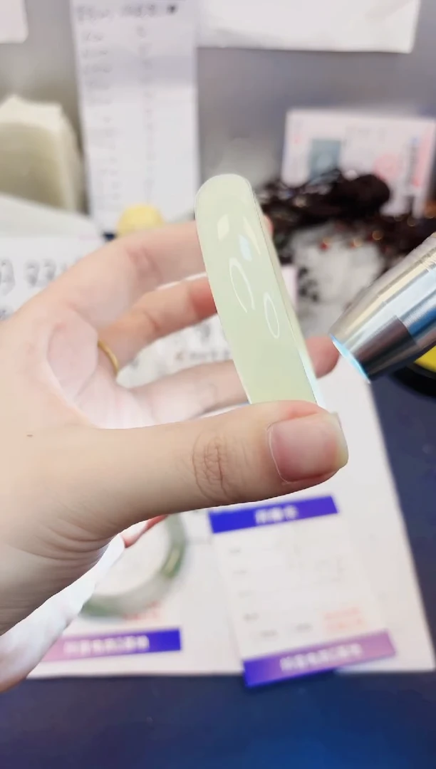 【闪购商品】石英质玉手镯未镶嵌271