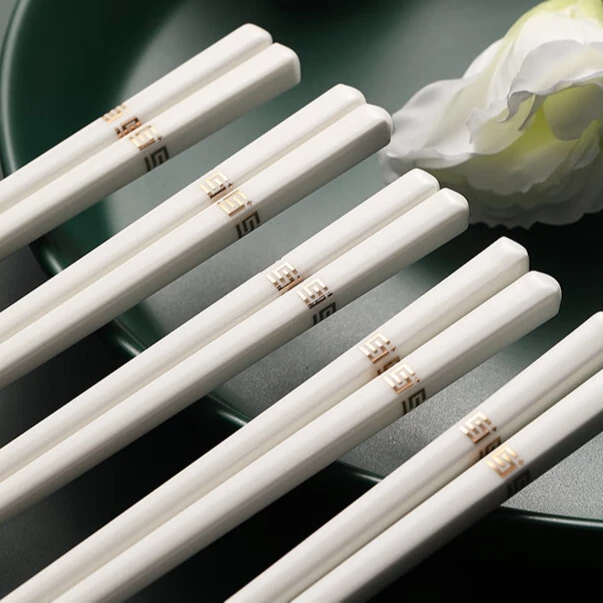 正宗景德镇高温通体陶瓷筷子安全卫生十双套装