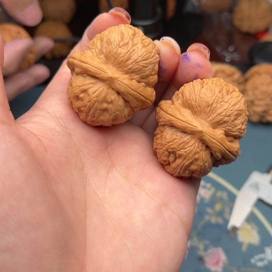 【闪购商品】文玩核桃吊坠嘢*