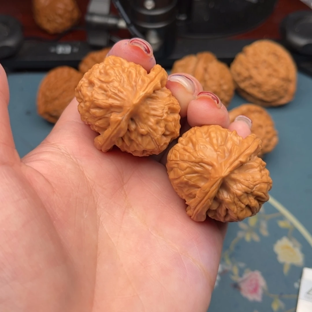 【闪购商品】文玩核桃吊坠?***哥