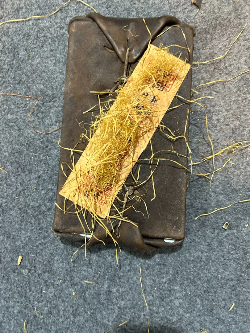 华先生黑本摆件一套