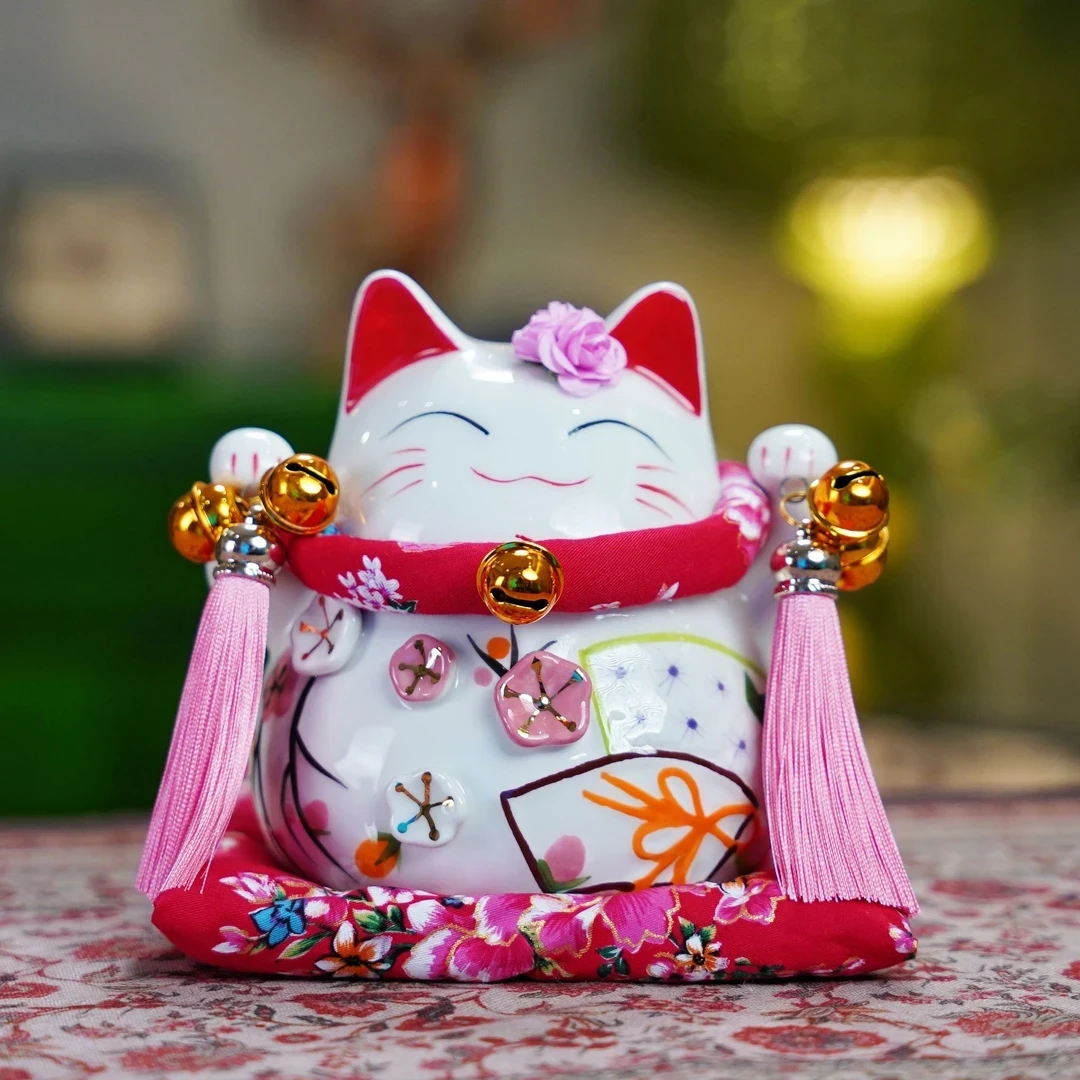 招财猫家居摆件陶瓷发财猫店铺开业收银合装饰摆件桃花猫带铃铛花
