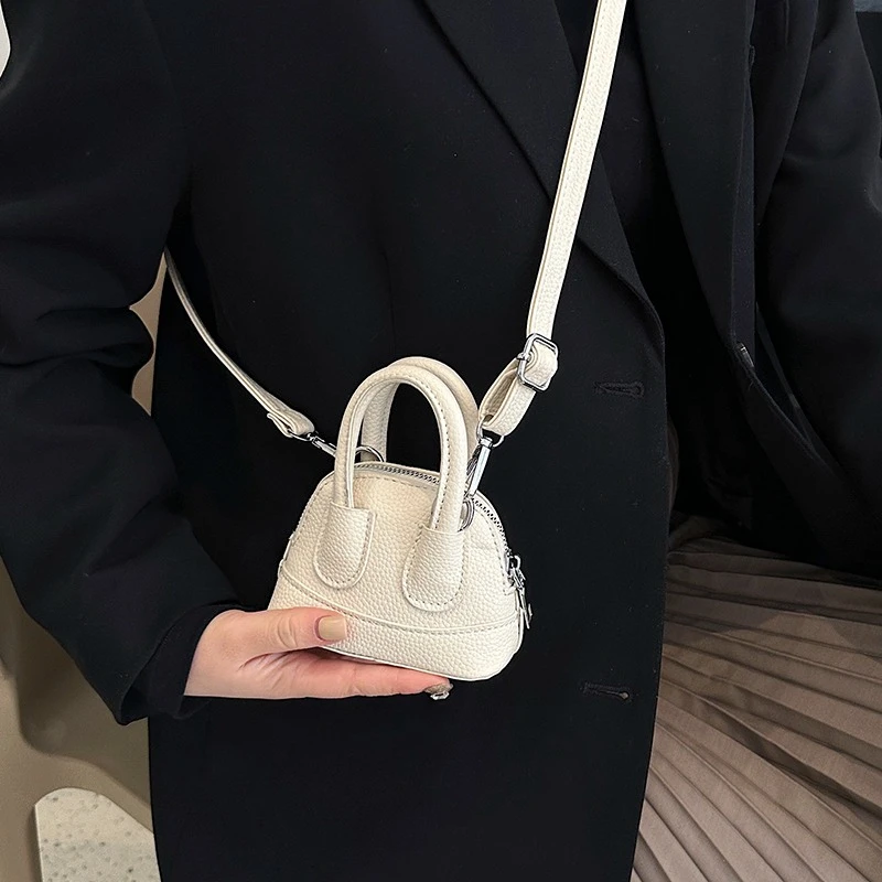 小包包女2023新款潮斜挎迷你包百搭小众高级感质感mini口红耳机包