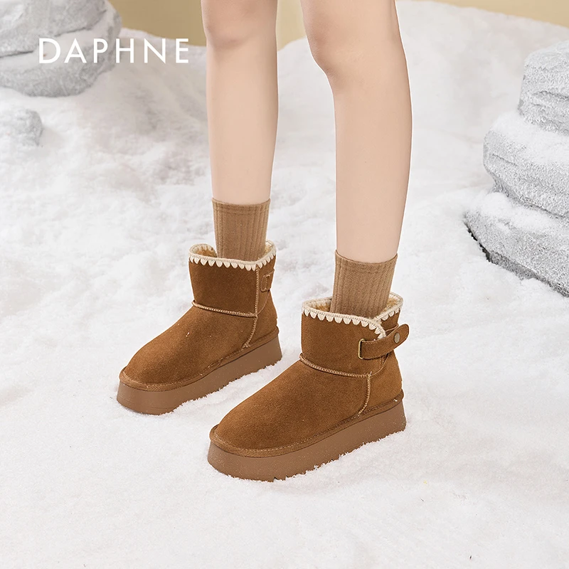 Daphne/达芙妮女鞋2024冬季雪地靴厚底增高加绒保暖百搭个性6365D
