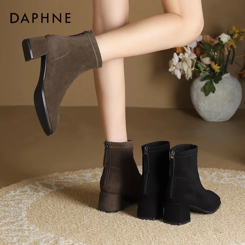 达芙妮短靴女2025新款秋季复古绒面马丁靴法式气质高跟瘦瘦靴