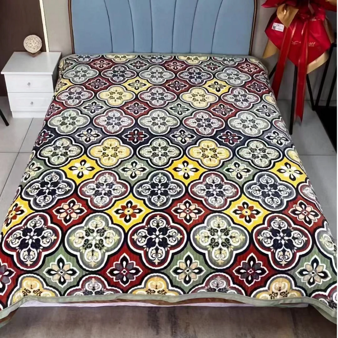 1.8米乘2米新款绗缝牛奶绒加厚四季通用床盖