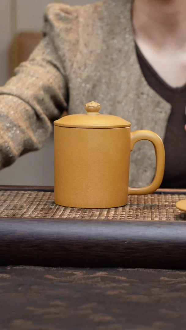 【闪购商品】紫砂茶杯黄金段直筒瑕