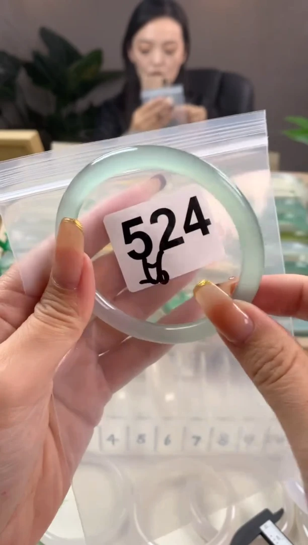 【闪购商品】玛瑙/玉髓手镯未镶嵌524