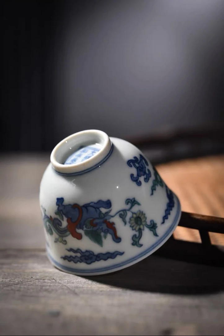 【斗彩草龙杯】 涂杏花 手绘 瓷器 茶叶