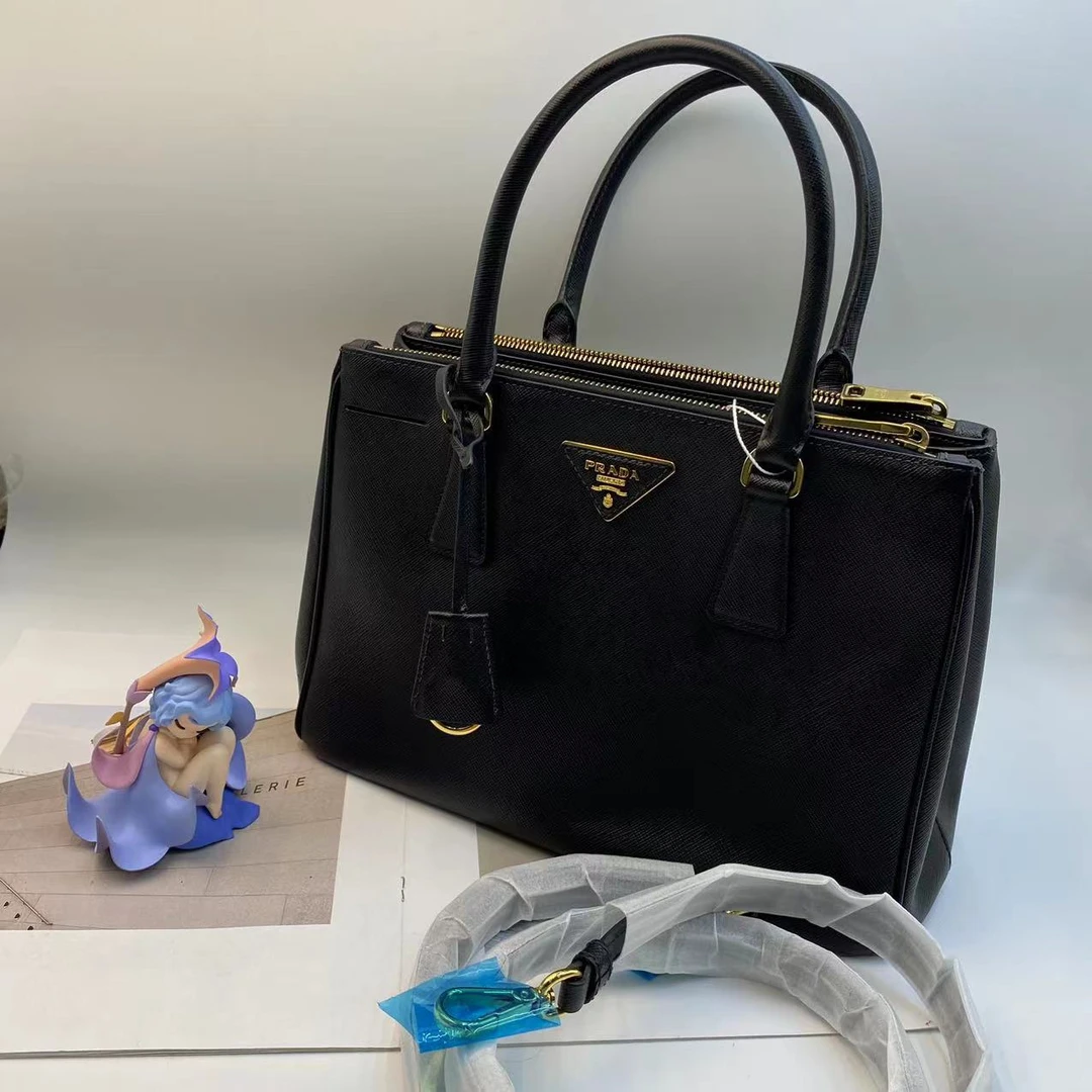 95新 Prada/普拉达 28CM黑金杀手包/香菜奢品/XC00641/黑色/经典/