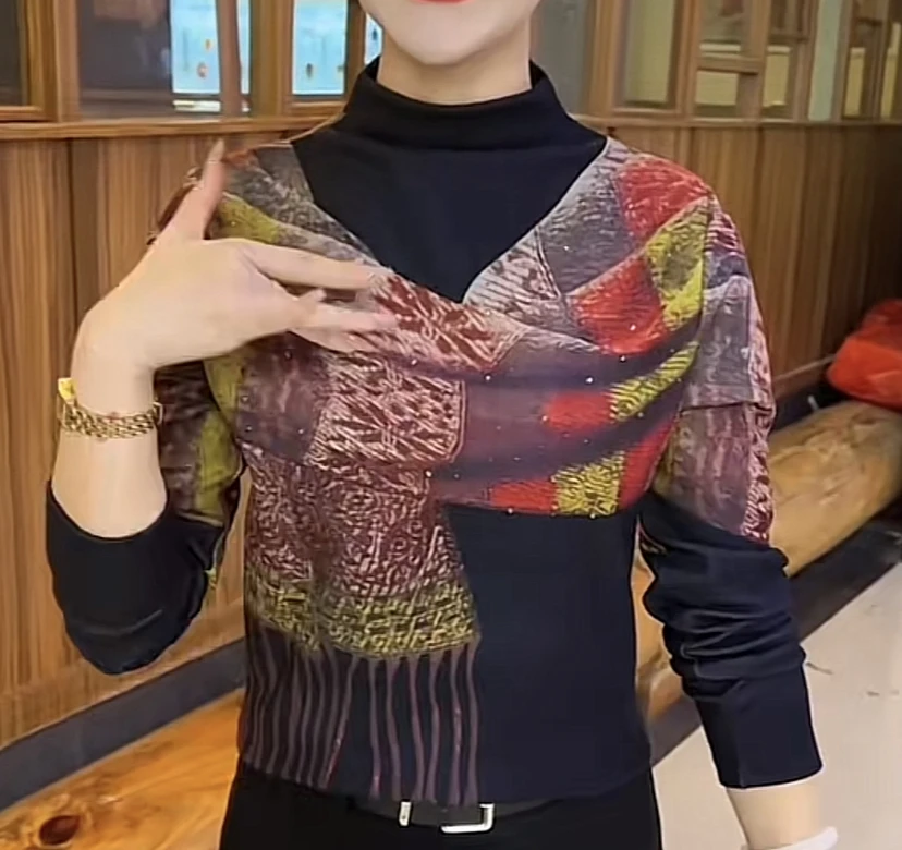 秋冬季时尚洋气2024精选新品半高领设计感假围巾烫钻百搭显瘦小衫