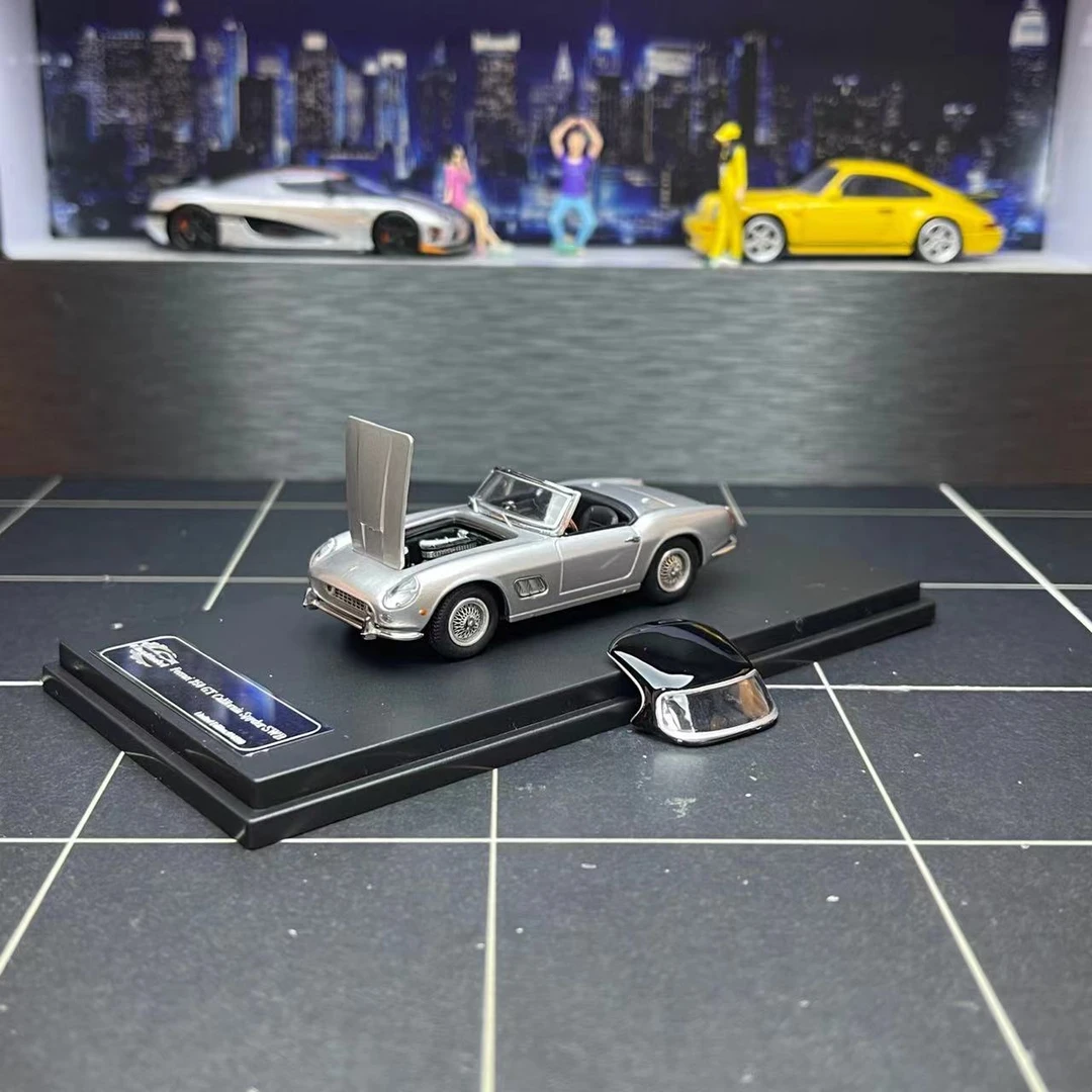 价格已开 现货King Model 1:64加州敞篷版California合金汽车模型