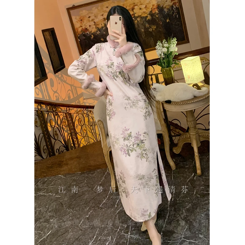 懒·江南「未生花」新中式原创真兔毛+奥粒绒画家联名旗袍