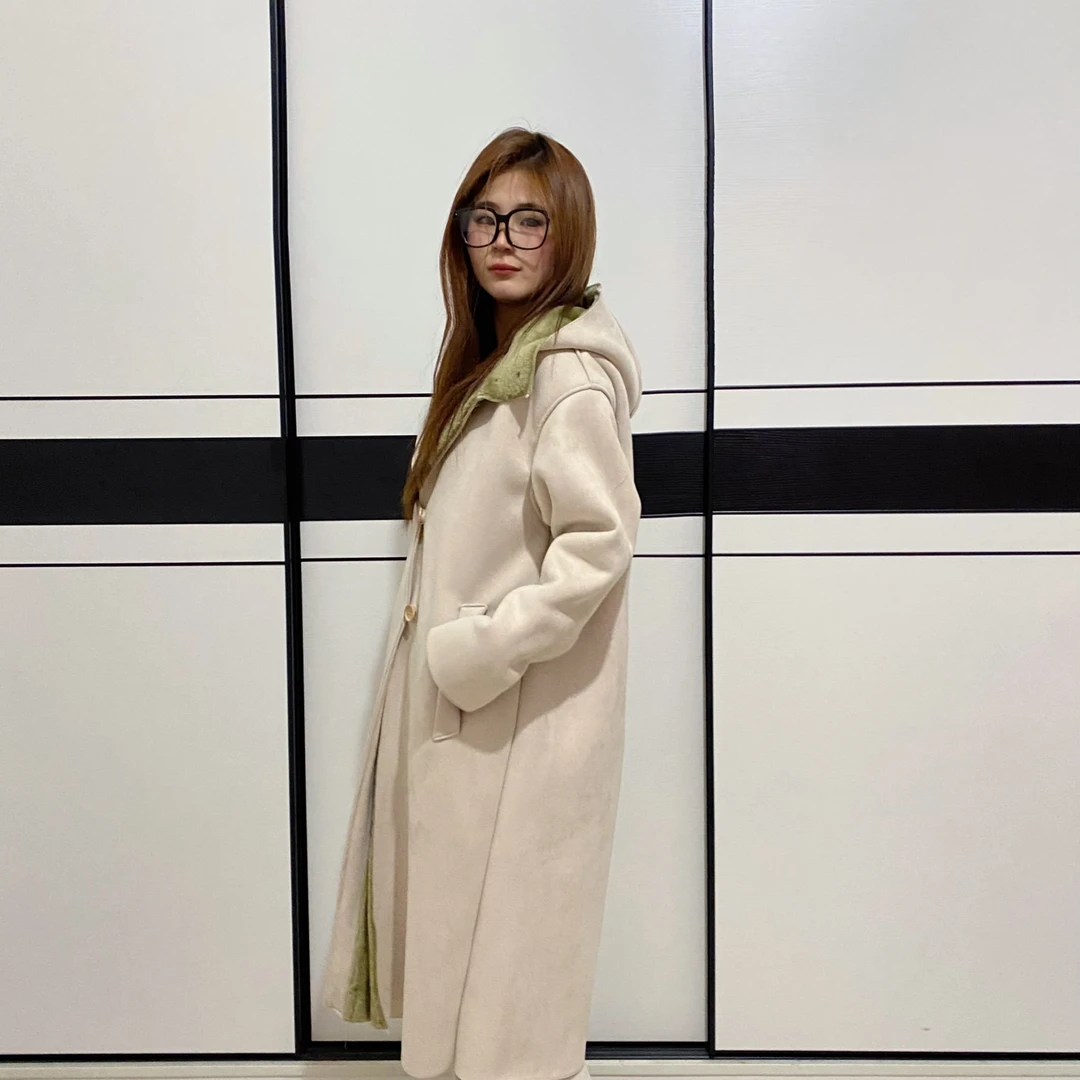 时尚潮牌女装小皮草四季款