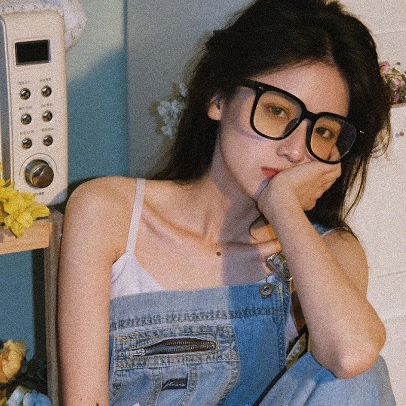 新款黑框眼镜女韩版ins复古港风平光镜素颜神器大框显瘦近视眼镜