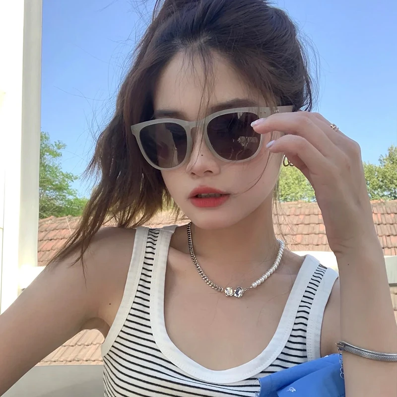 新款浅色可折叠墨镜女防晒防紫外线网红街拍个性遮阳太阳眼镜潮