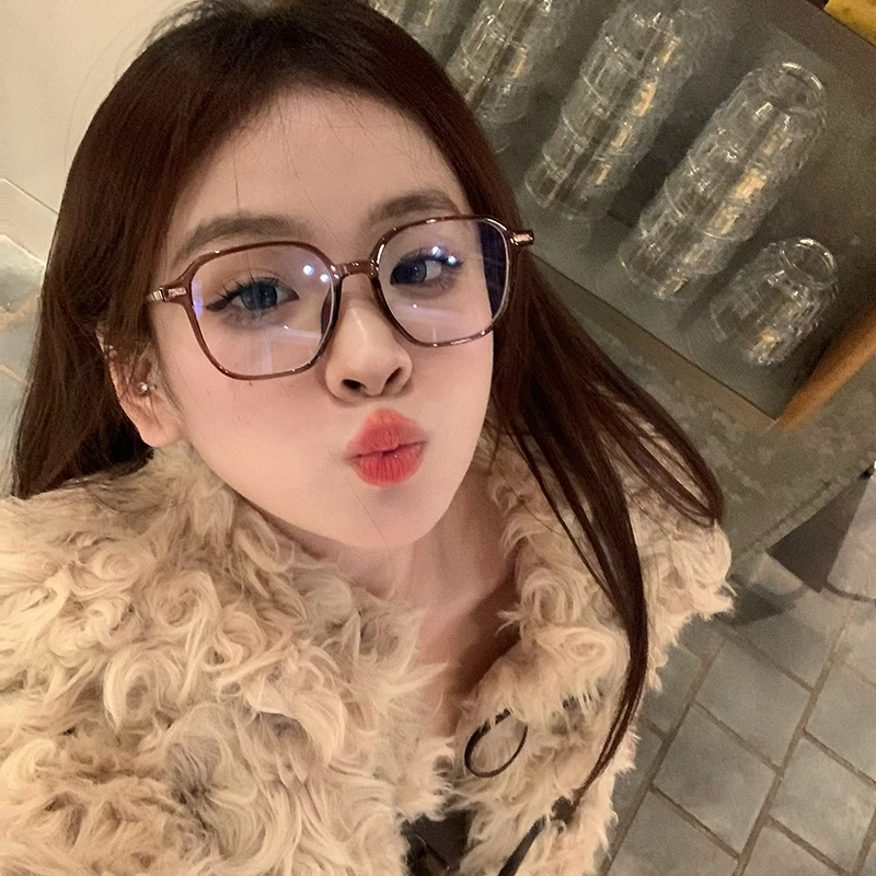 冬季时髦好物冷茶色素颜大框眼镜显脸小防蓝光近视眼镜度数女网红