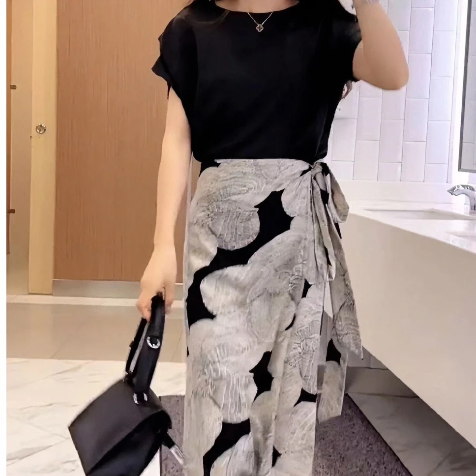 2025一片式半身裙中长款夏季新款显瘦上衣灰色包臀高腰裙半身裙