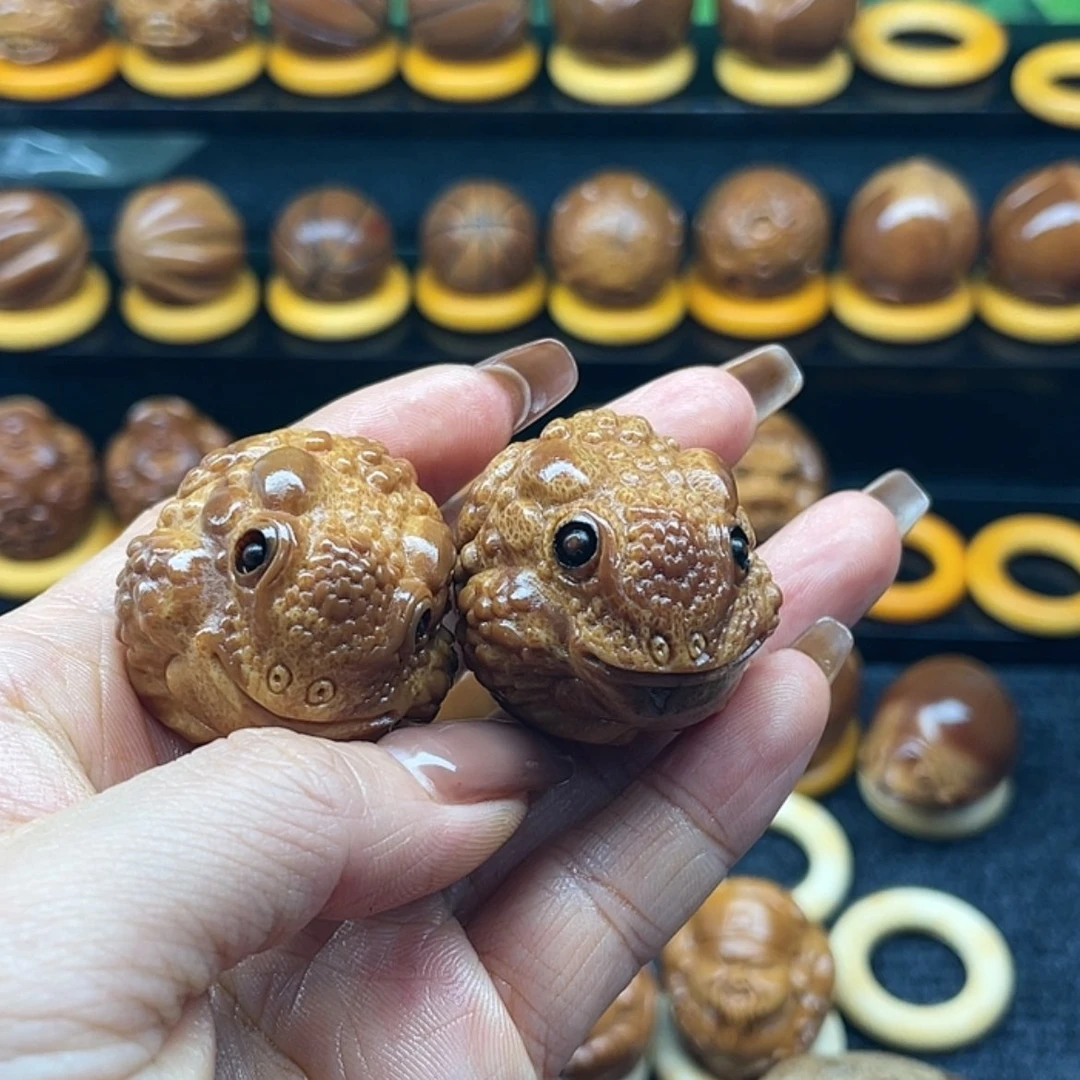 【闪购商品】橄榄核把件强**?
