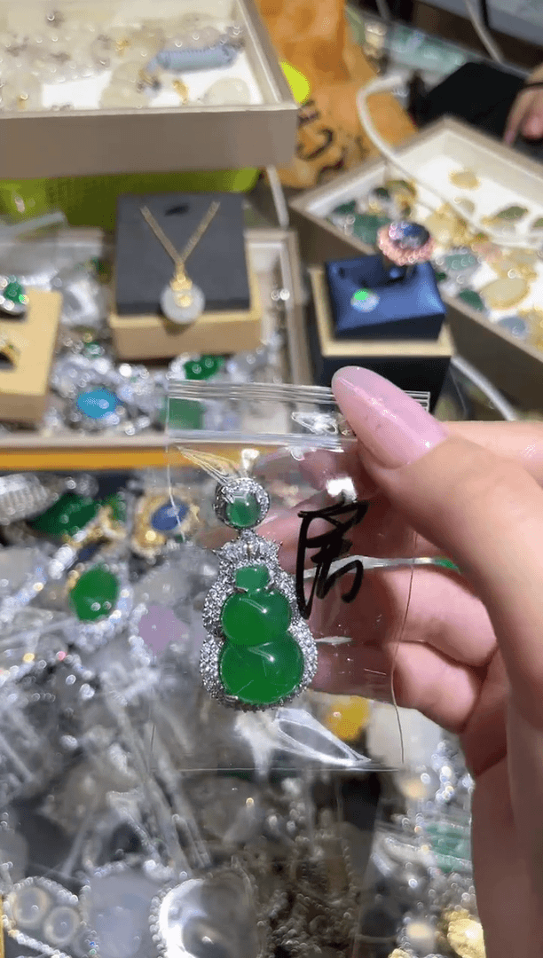 【闪购商品】玛瑙/玉髓吊坠(赠链)合金1