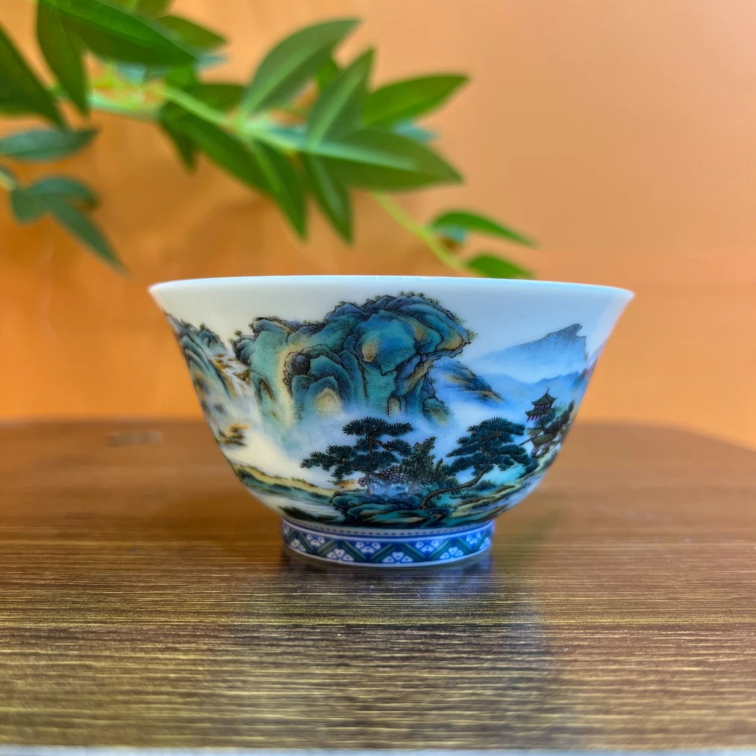 景德镇薄胎粉彩青山绿水落深主人杯
