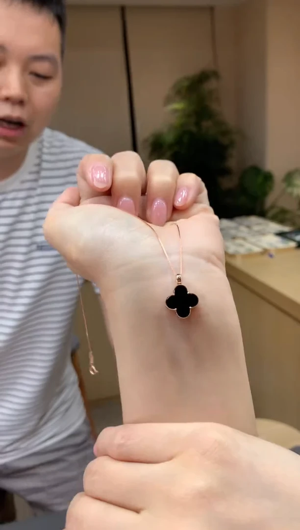 【闪购商品】翡翠吊坠(赠链)18K金镶嵌|不退不换