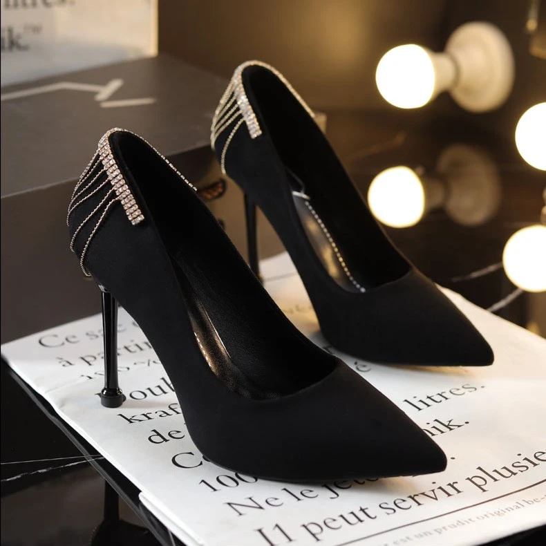 高端气质单鞋职业女鞋网红小ck尖头细跟高级感久穿不累高跟鞋宴会