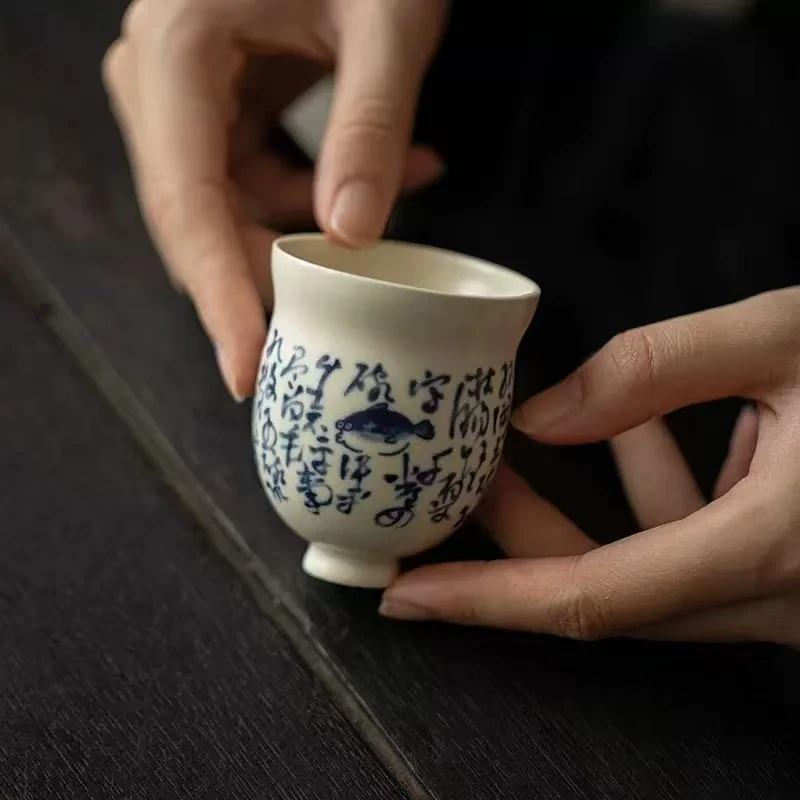 柒月 | 苏打釉青花诗文鳜鱼折腰杯