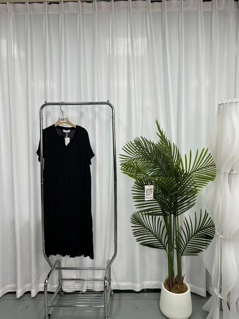 G330#春夏新款大码女装纽扣款百搭韵味设计独特时尚连衣裙