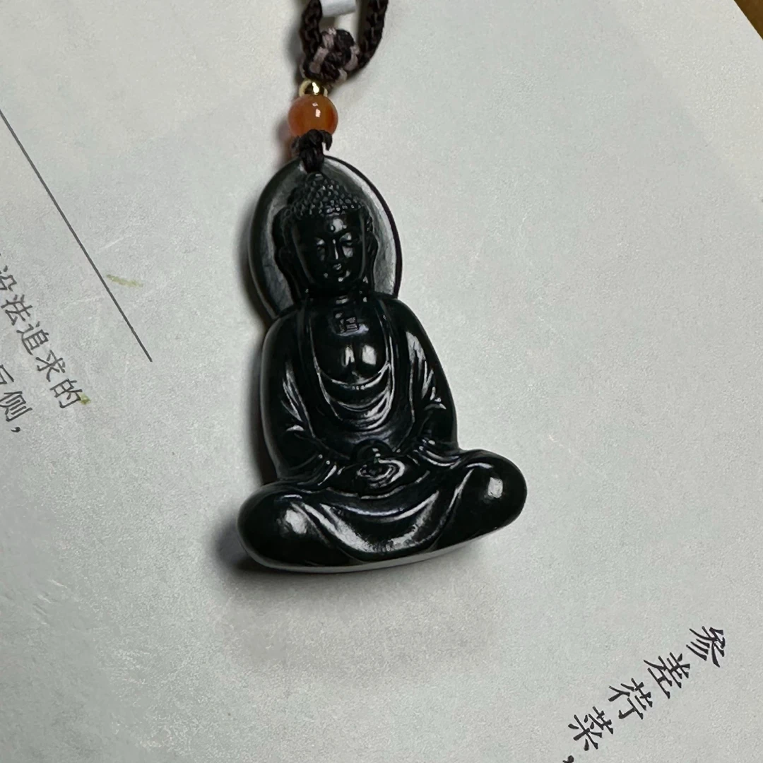 和田玉吊坠双面精雕