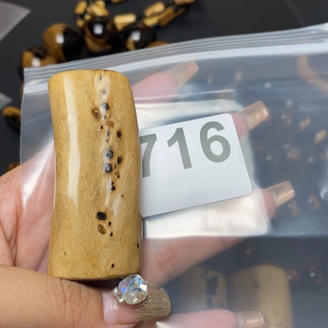 【闪购商品】小六子根雕老*