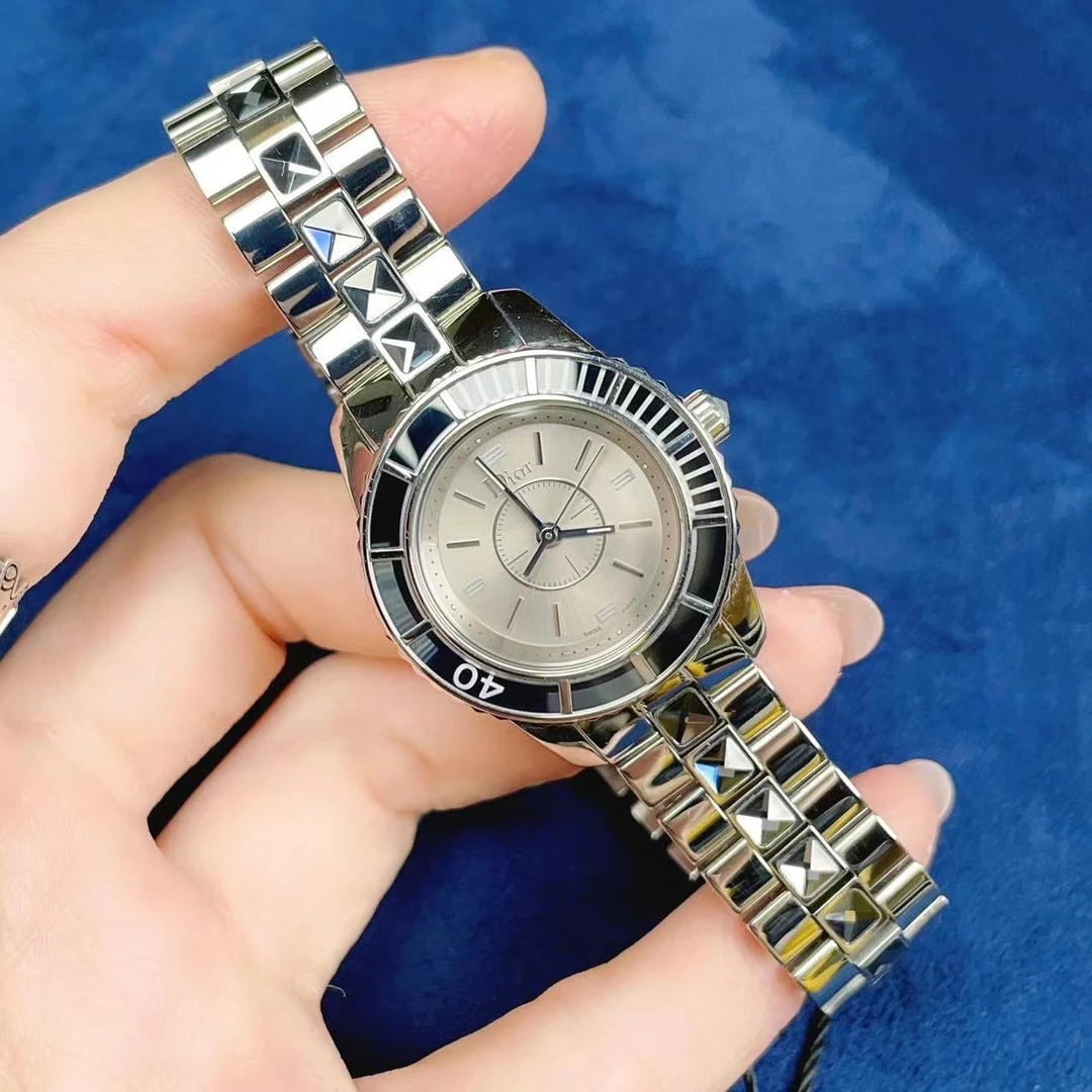 95新 DIOR/迪奥 95新 Dior/迪奥 CHRISTAL系列 石英 28mm公价2.5W