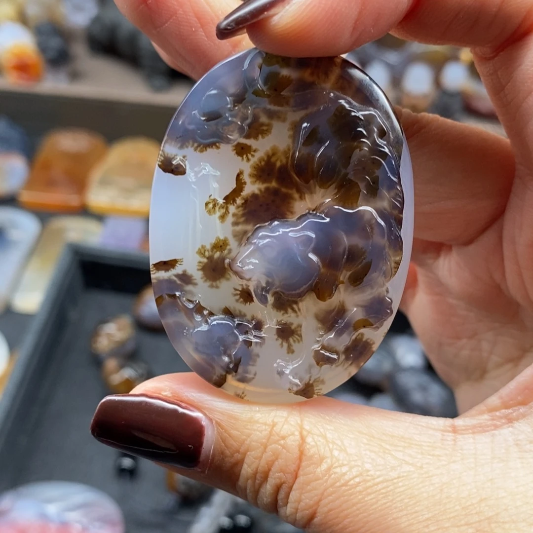 玛瑙/玉髓吊坠(不含链)未镶嵌牧**河