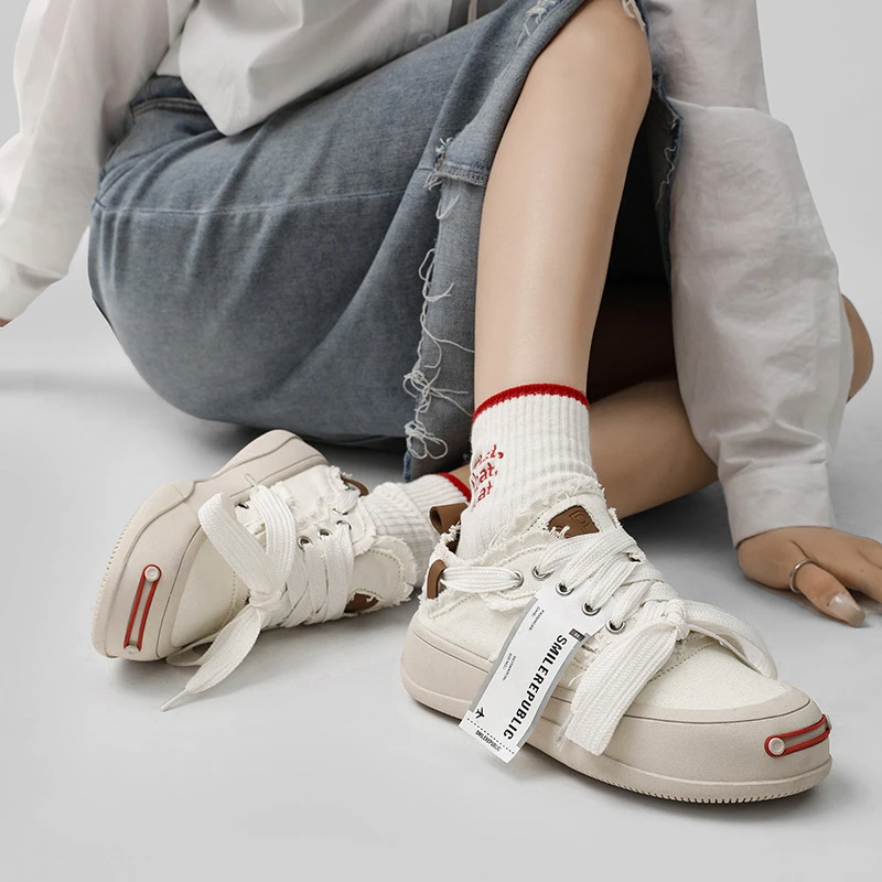 檀健次同款开口笑帆布鞋女2025新款厚底增高百搭小众低帮情侣板鞋