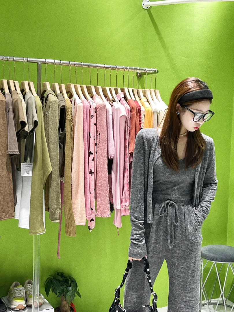 Eleven早秋灰色长袖T恤