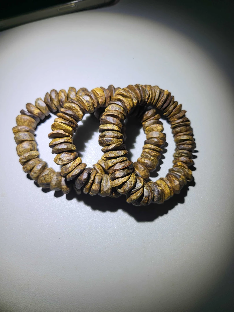 R3奇楠沉香沉水浮树丁包壳24克多样性发一