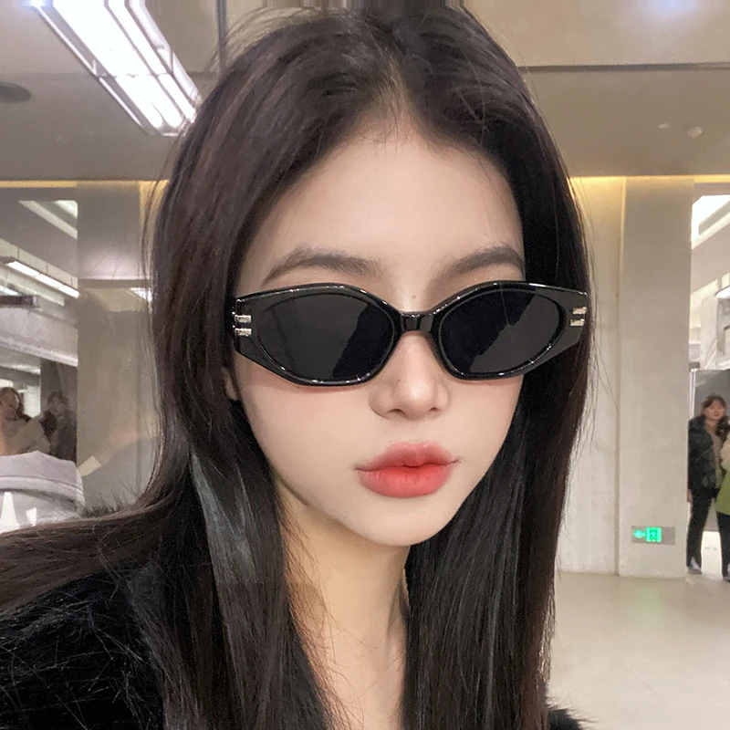 墨镜女款2023新款欧美小框复古猫眼网红小众高级感痞帅太阳防晒镜